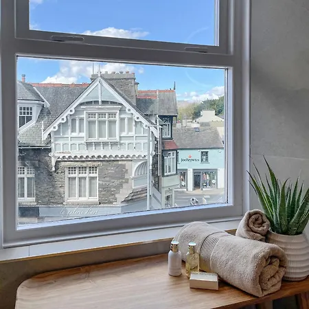 Mj شقة باونيس أون وينديرمير